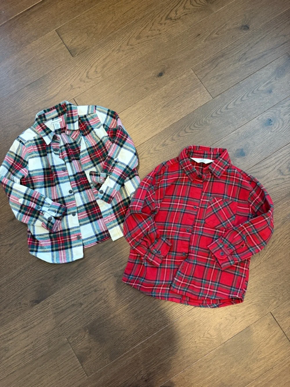 Amazon Essentials / Old Navy Kids Plaid Flannel Shirts Size 4 and 5 - C39-029